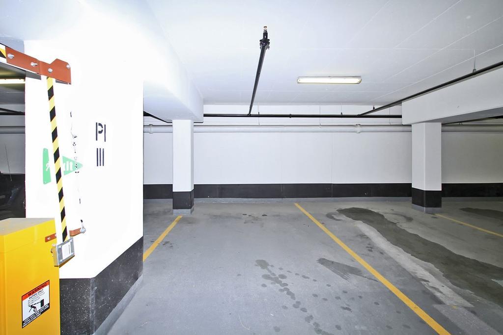 Napa Furnished Suites At Cn Tower & Maple Leaf Square Toronto Exterior photo
