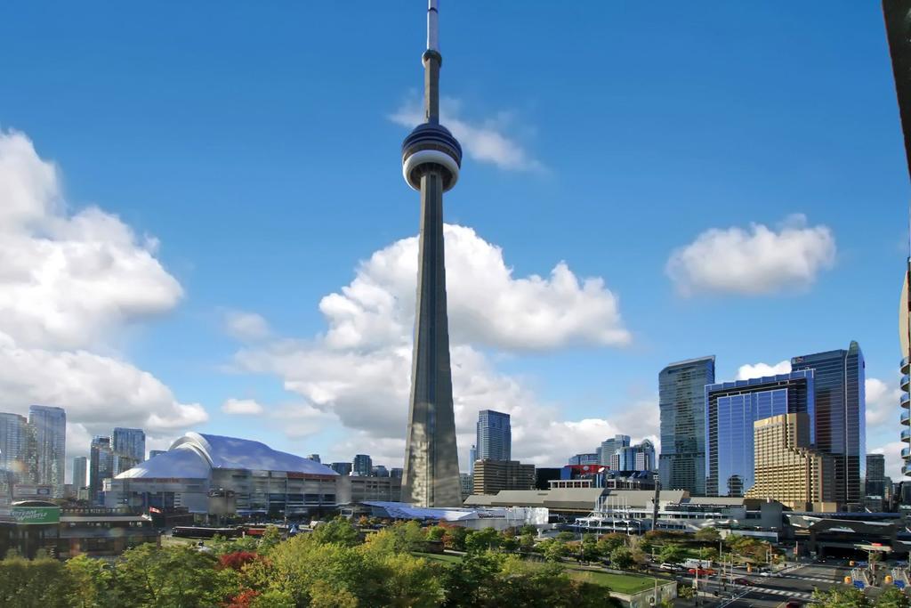 Napa Furnished Suites At Cn Tower & Maple Leaf Square Toronto Exterior photo